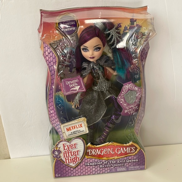 Ever After High Raven Queen Dragon Games Doll- NEW! RARE!!! - Picture 7 of 7